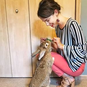 Meet your Posher, Laura